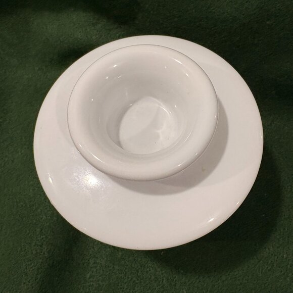 L. Tremain White 2-Piece Ceramic Butter Bell Crock Dish Keeper 2021 - Picture 5 of 8